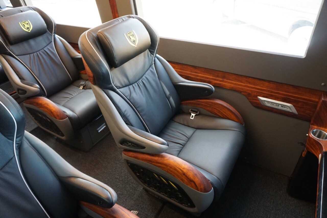 Dcar-Xplus-ford-transit-limousine-14
