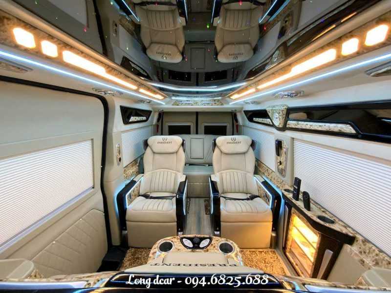 Read more about the article Dcar President – Ford Transit Limousine
